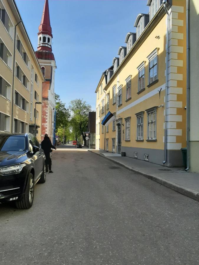 Apartement Nikolai Parnu Luaran gambar
